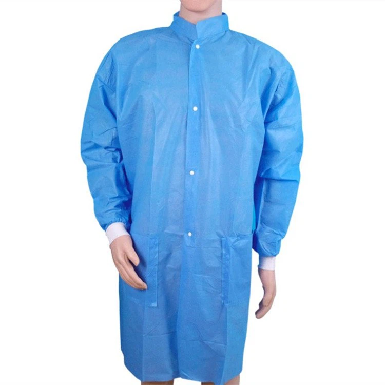 معطف مختبر مقاوم للماء -للاستخدام مرة واحدة مزود بزر انطباق